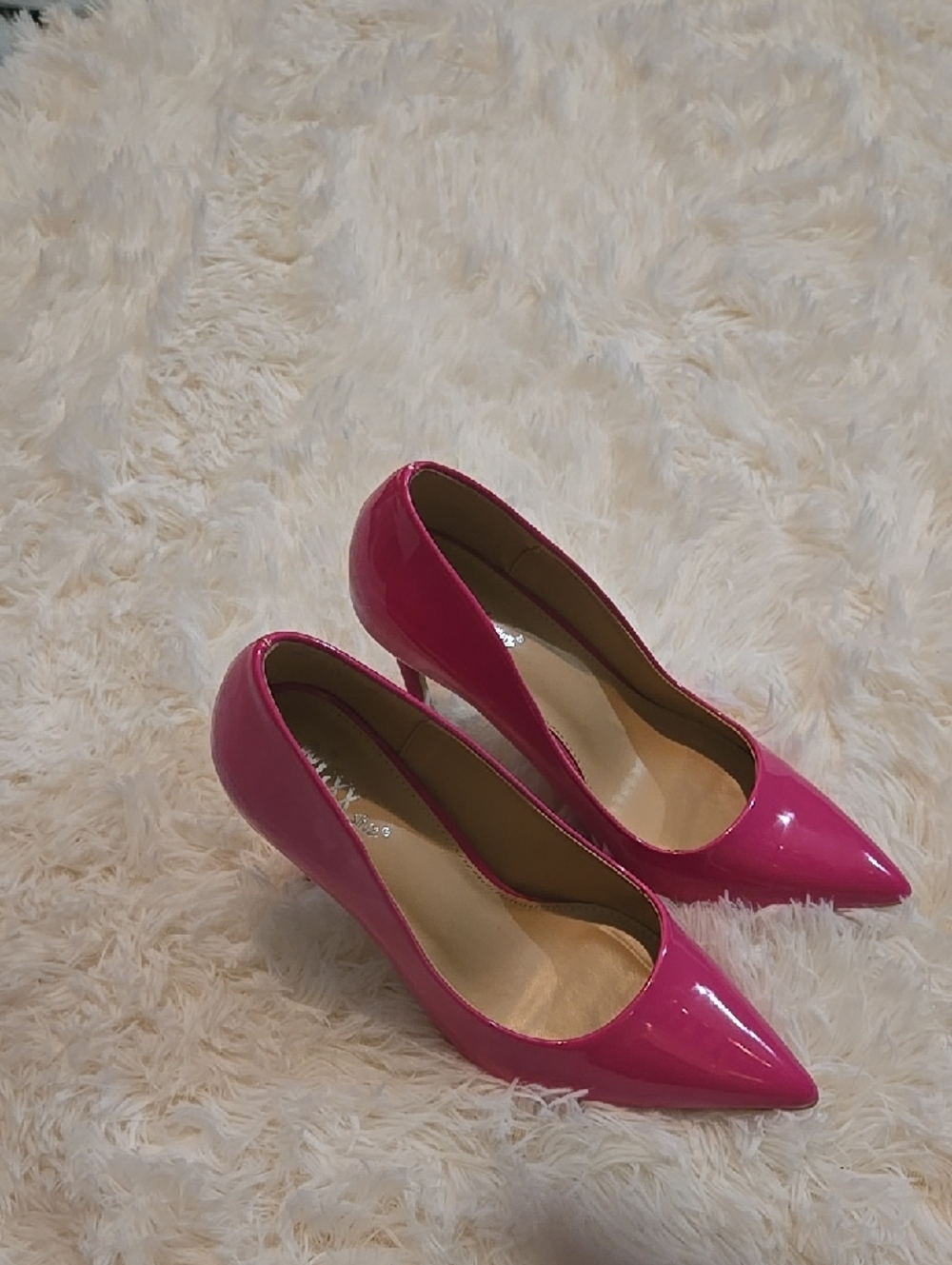 Mixx Shuz Hot Pink Patent Pointed Toe Pumps